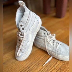 Vans off the Walls High-Top Sneakers - Cream/Beige - Size 7.5